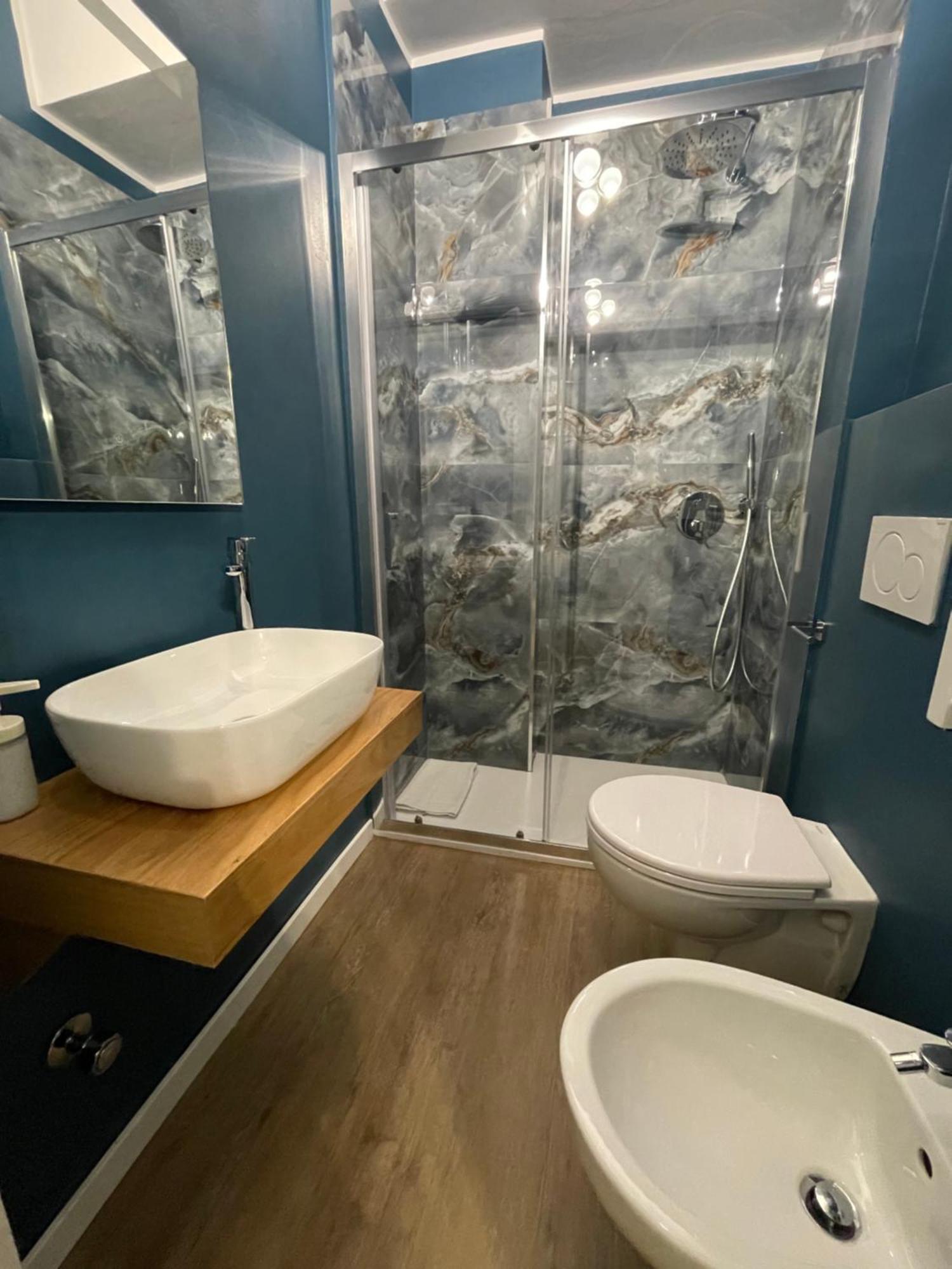 Isvi Bari Comfort Rooms Dış mekan fotoğraf